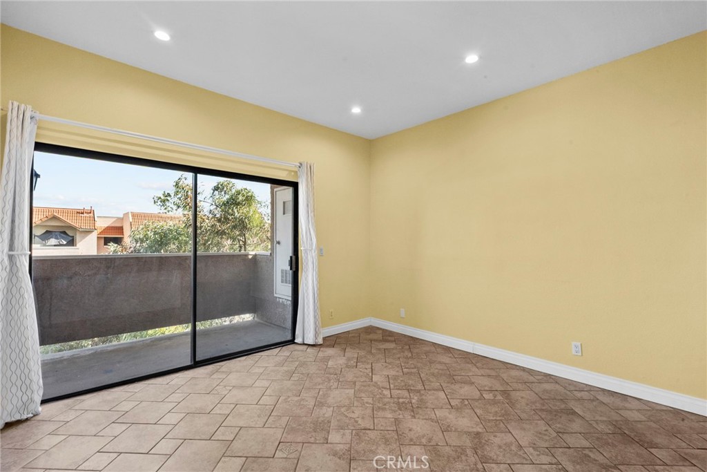 10943 Laurel Canyon Boulevard C10