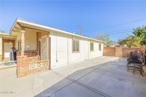 1342 W Avenue H15 Lancaster CA 93534