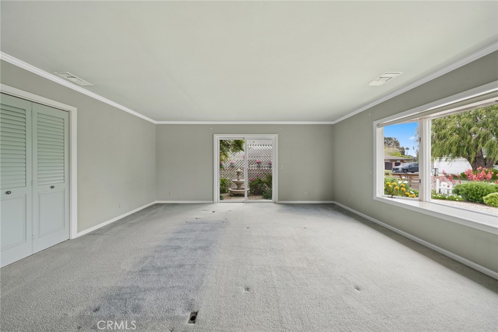 1955 Aliso Avenue