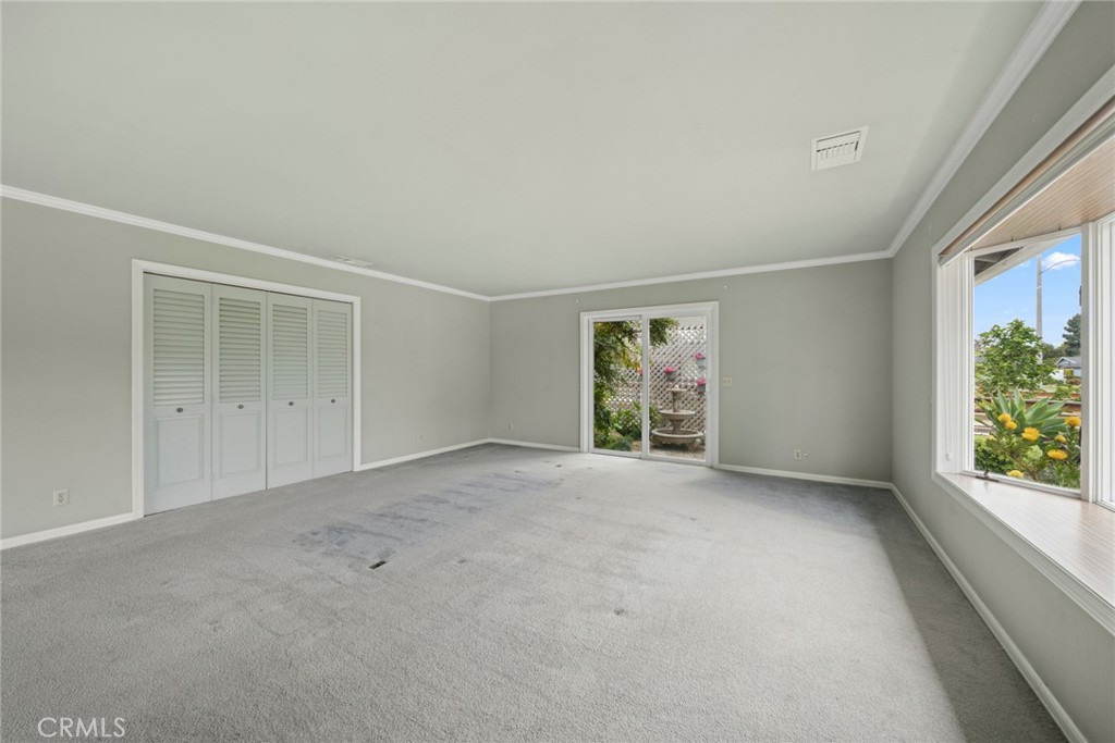 1955 Aliso Avenue