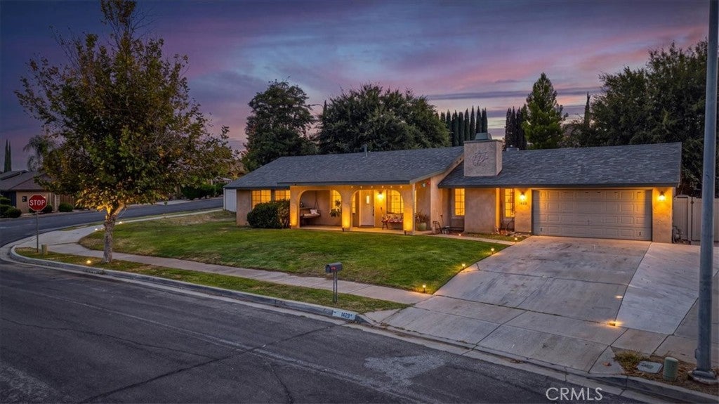 1423 W. Hoffer