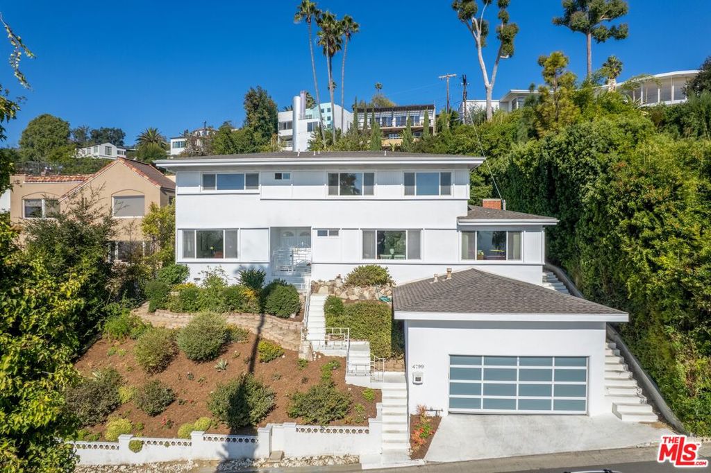 4799 Bonvue Avenue