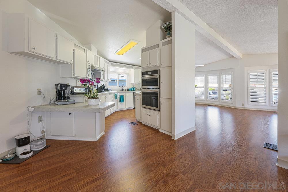 1435 Puritan Dr