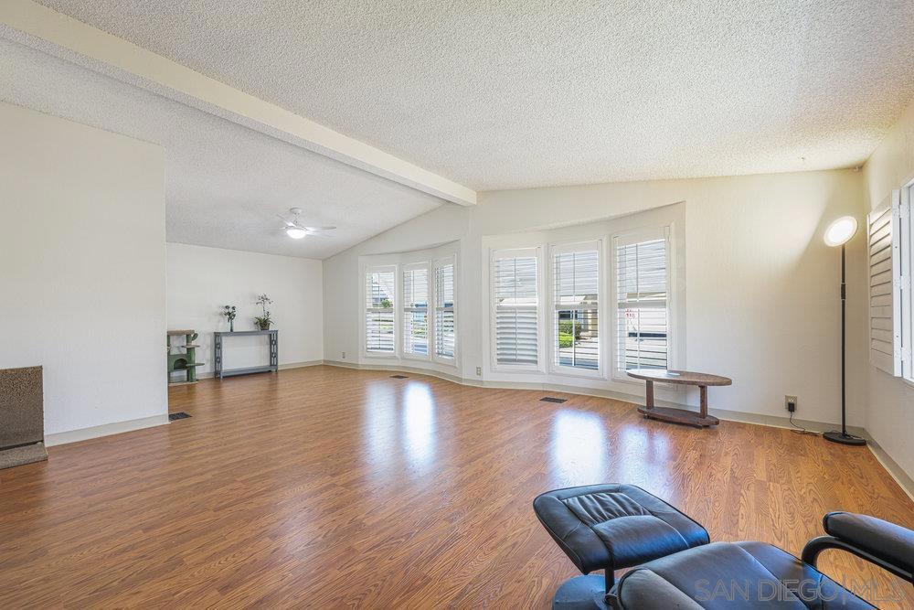 1435 Puritan Dr
