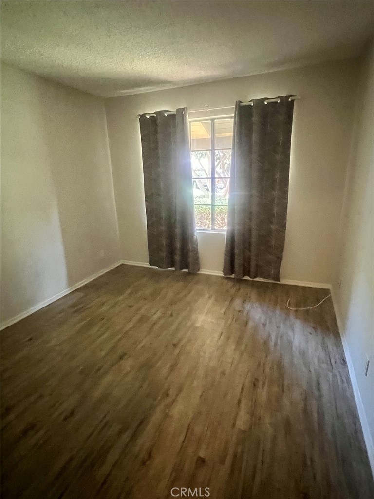 Las Palomas 2 - Residential Lease