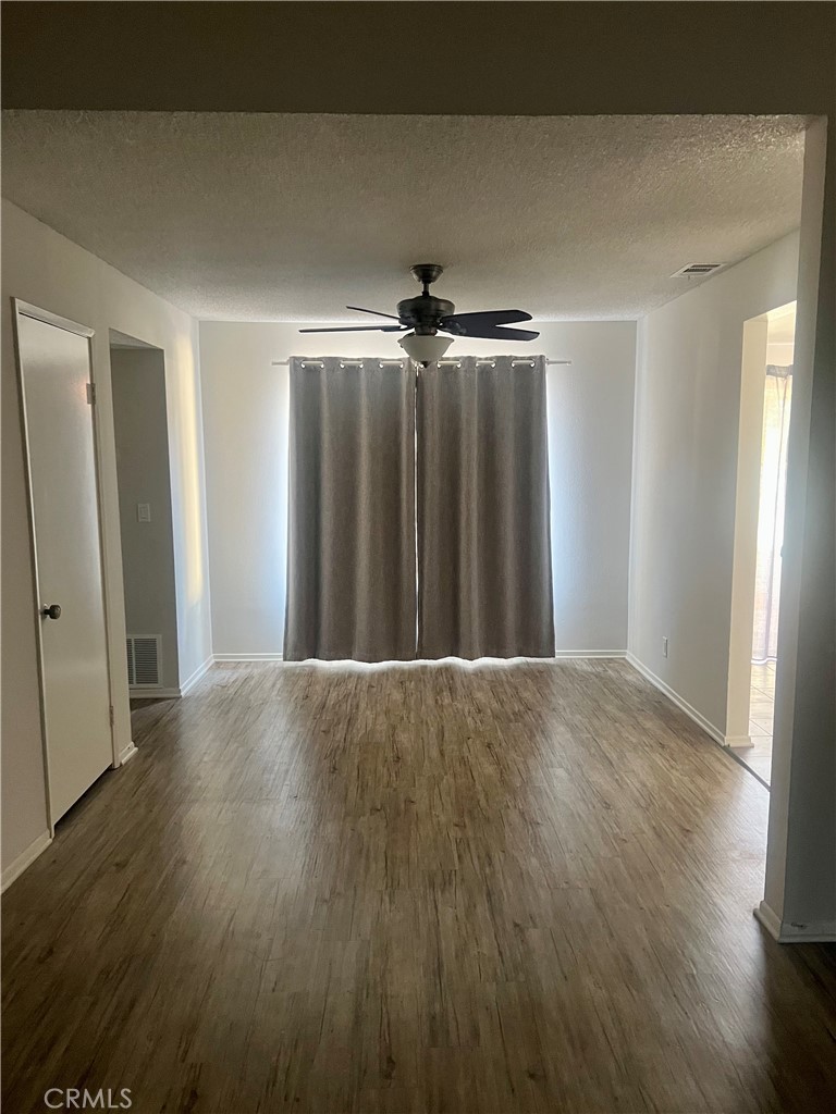 Las Palomas 2 - Residential Lease