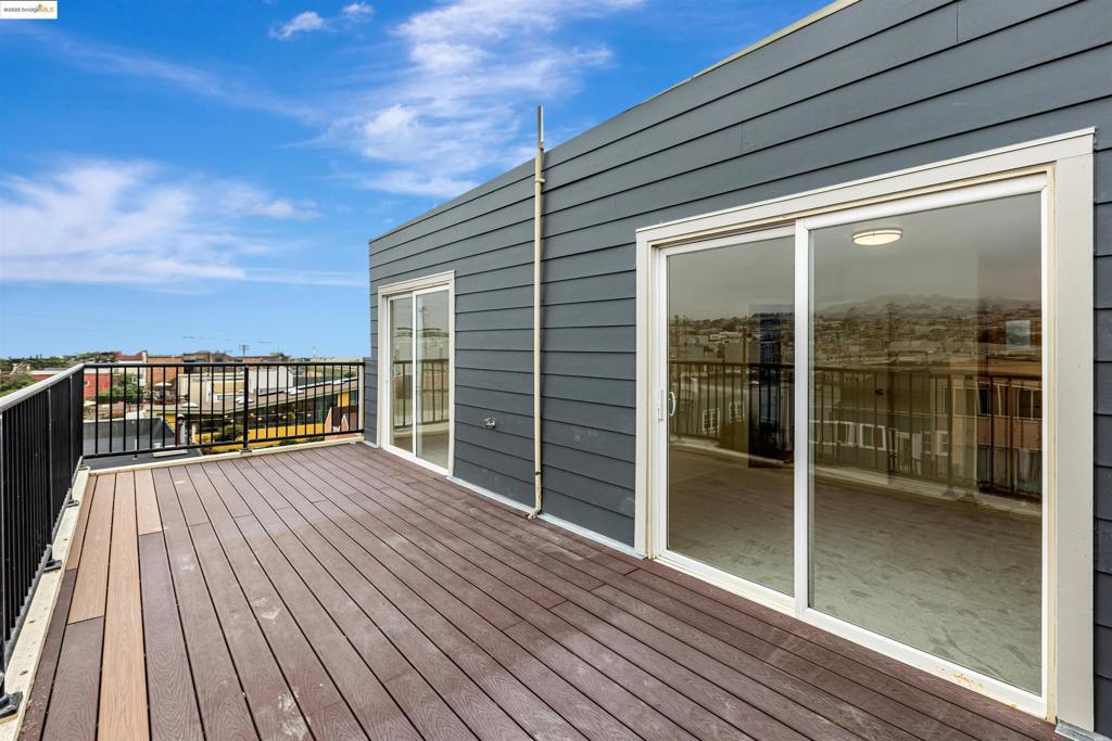 OUTER SUNSET - Residential