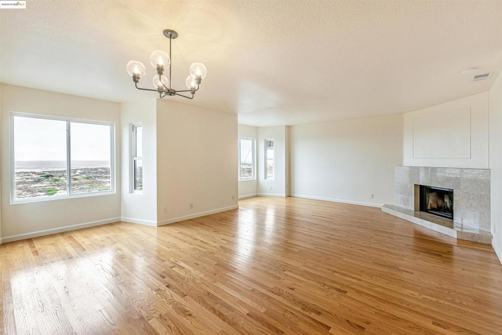 OUTER SUNSET - Residential