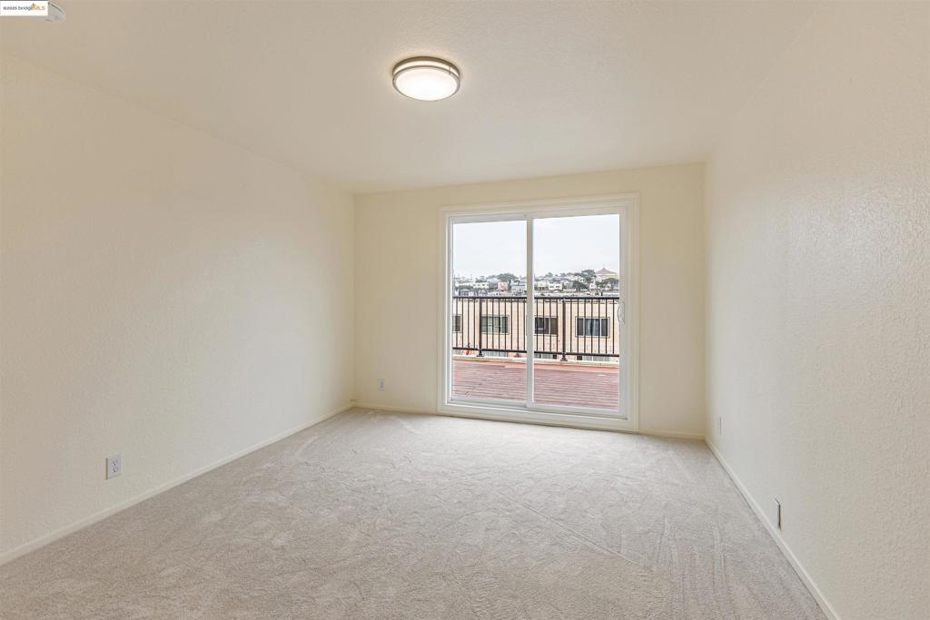 OUTER SUNSET - Residential