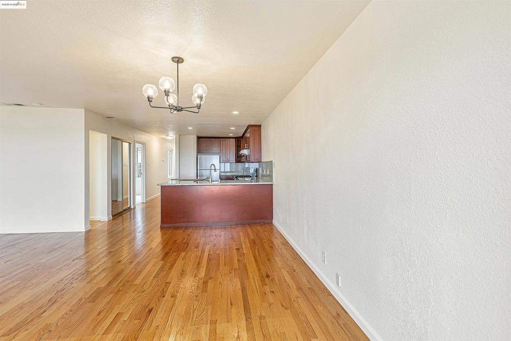 OUTER SUNSET - Residential