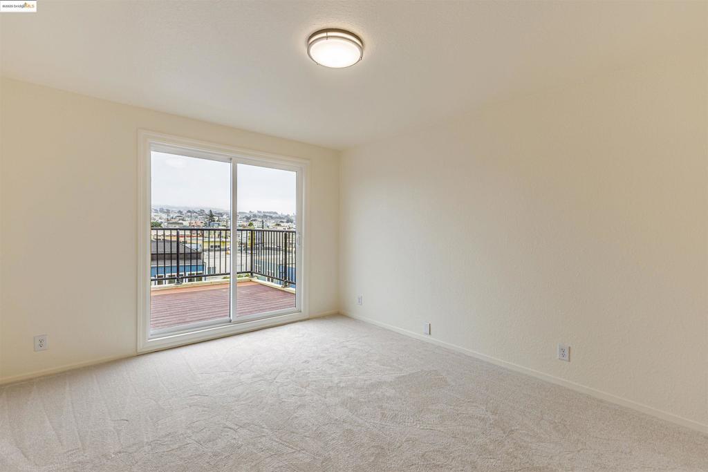OUTER SUNSET - Residential