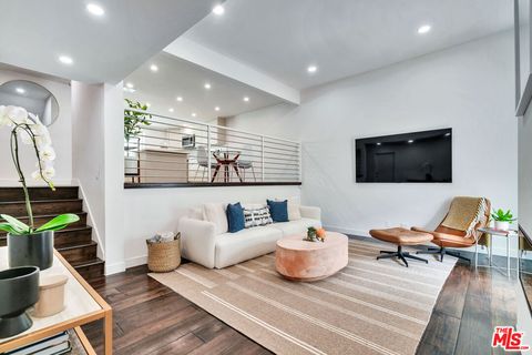 Photo of 4800 La Villa Marina #F, Marina Del Rey, CA 90292 (MLS # 25552573)