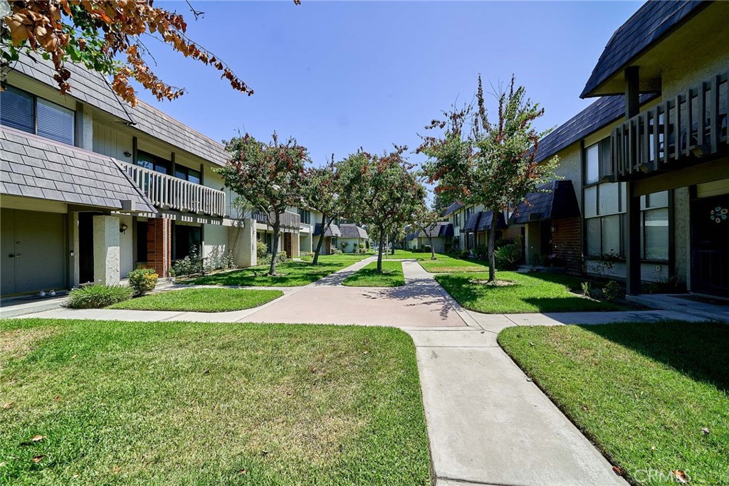 16011 Sugarpine Ln