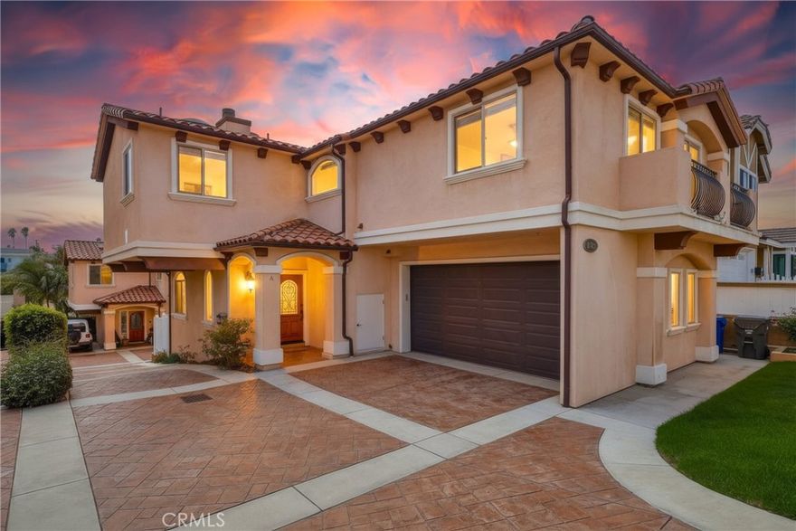 A rare 3 level townhouse in Redondo Beach. It includes 4 bedrooms with a large open room basement with a full bathroom. A spacious layout with many great amenities such as stainless steel appliances, granite countertops, hardwood floors, and new laminate flooring in the bedrooms. All designed for easy maintenance and cleaning, come withs maple cabinets and beautiful high ceilings. A spacious and private backyard and patio. Walking distance to Jefferson school and parks. Comes with central vacuum,  tankless water heater, CATV, Smart Thermostat and pre wire for alarm, and other amenities. A turn key house and ready to move in with fresh paint.