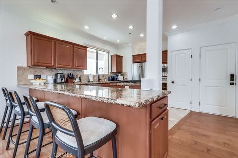 Tiny photo for 1902 Marshallfield Lane #A, Redondo Beach, CA 90278 (MLS # SB25233713)