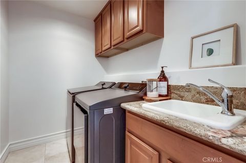 Tiny photo for 1902 Marshallfield Lane #A, Redondo Beach, CA 90278 (MLS # SB25233713)