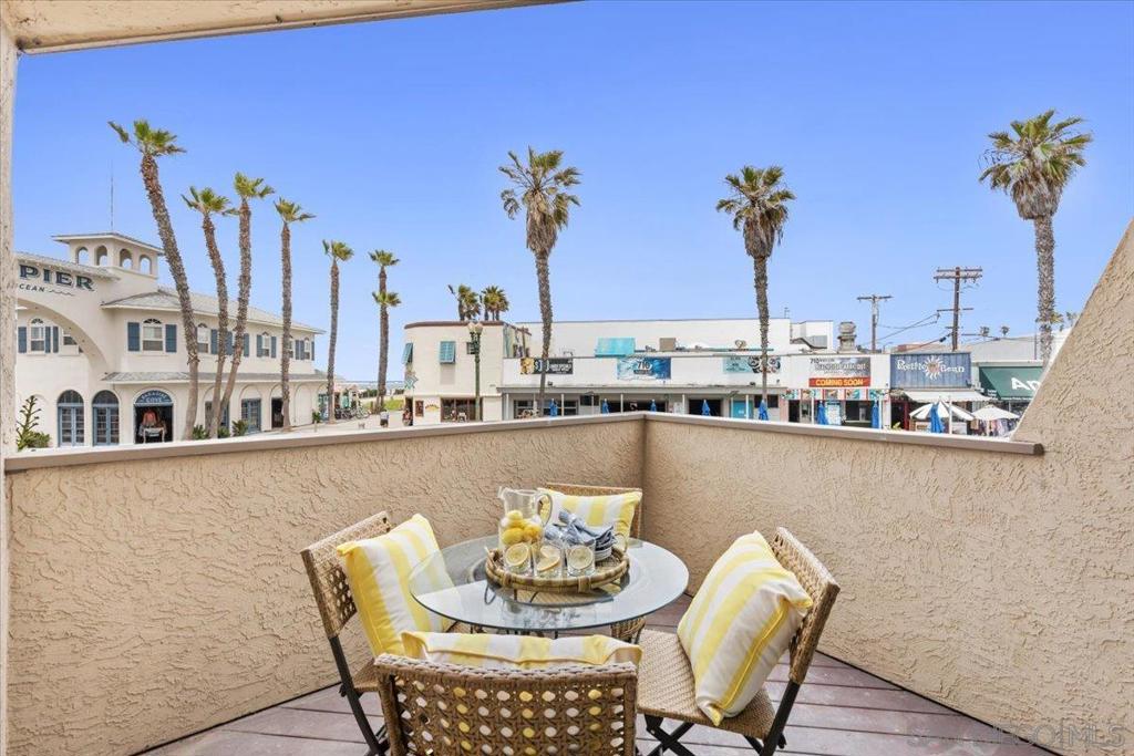 4465 Ocean Blvd 4