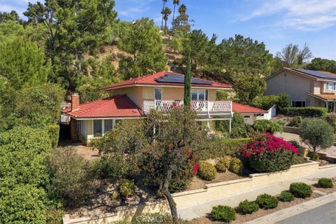 Tiny photo for 1314 Lamont AVE, Thousand Oaks, CA 91362 (MLS # SR26219223)
