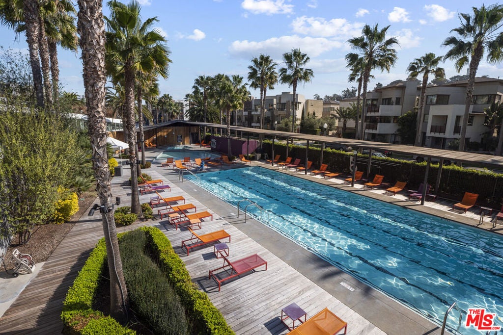 7100 Playa Vista Drive