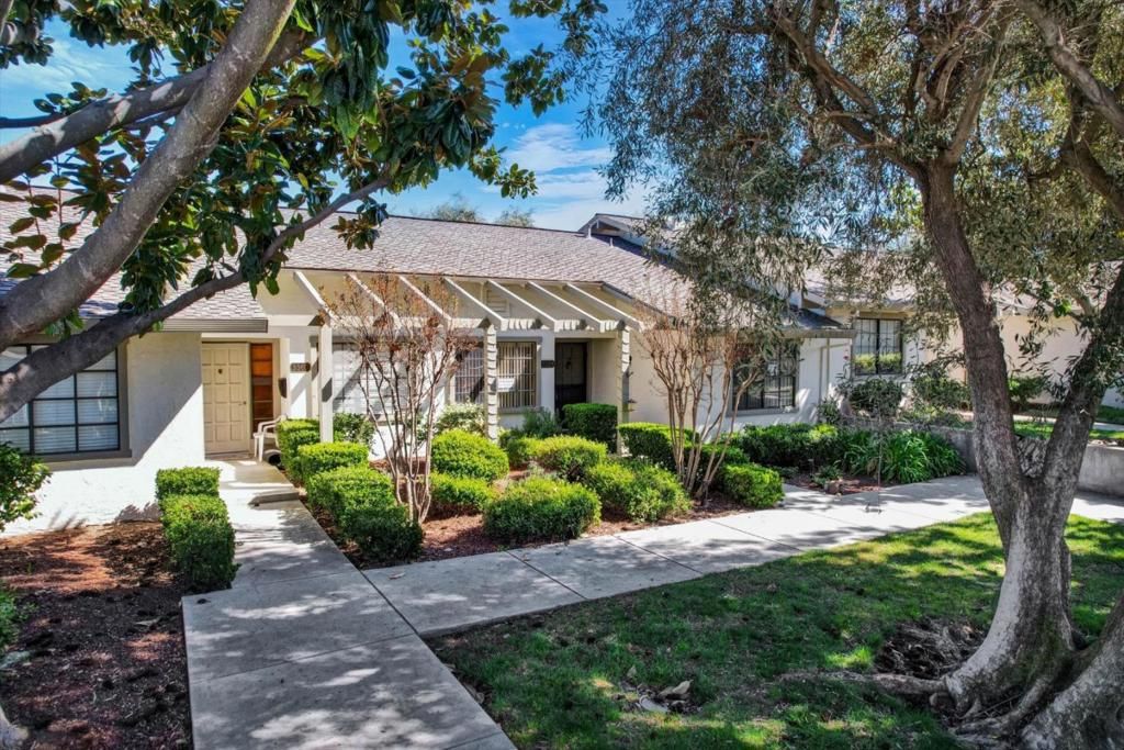 Photo of 5559 Cribari Circle, San Jose, CA 95135 (MLS # ML82038692)