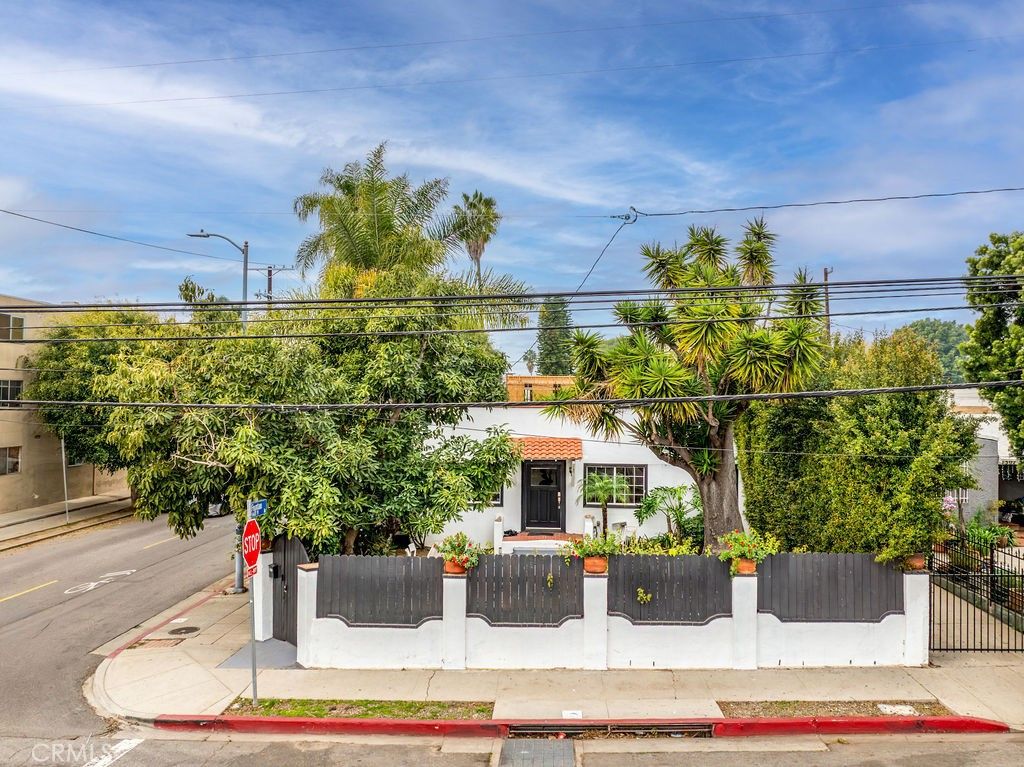 Photo of 1301 Seward, Los Angeles, CA 90028 (MLS # PW26016416)