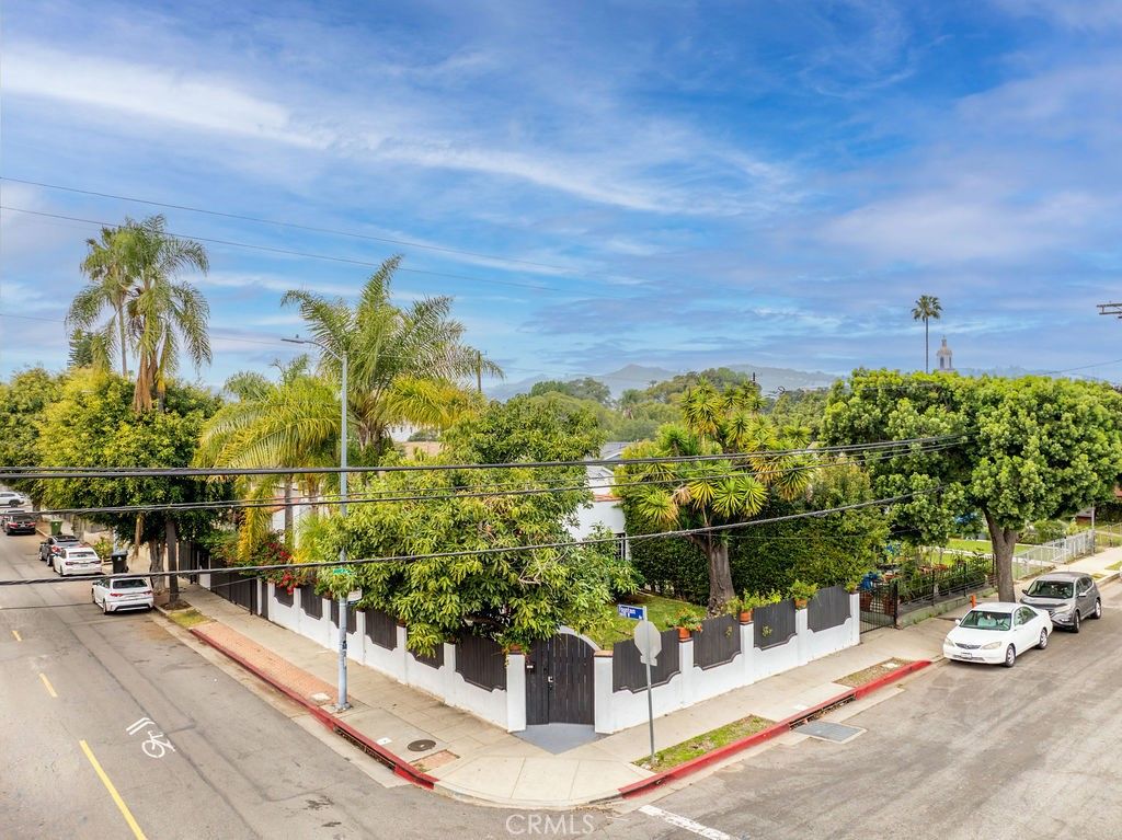 Photo of 1301 Seward, Los Angeles, CA 90028 (MLS # PW26016416)