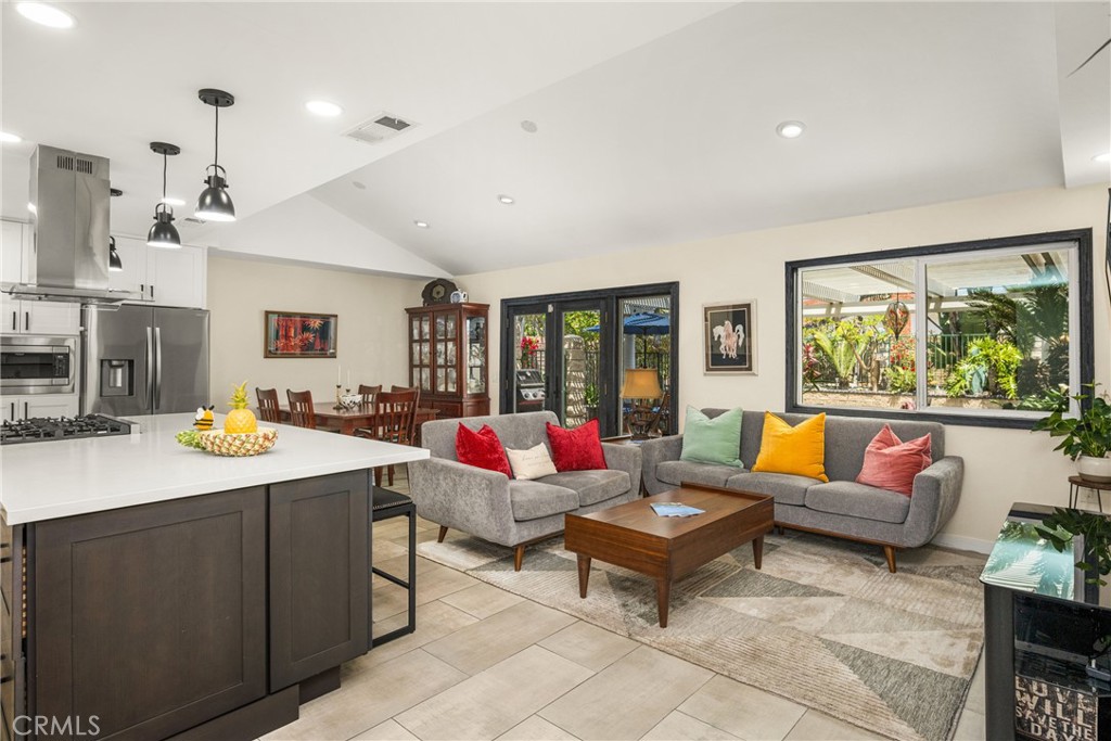 5591 Vallecito Drive