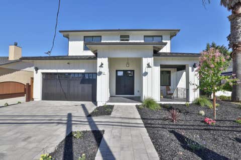 Photo of 432 Virginia Avenue, Campbell, CA 95008 (MLS # ML82044063)