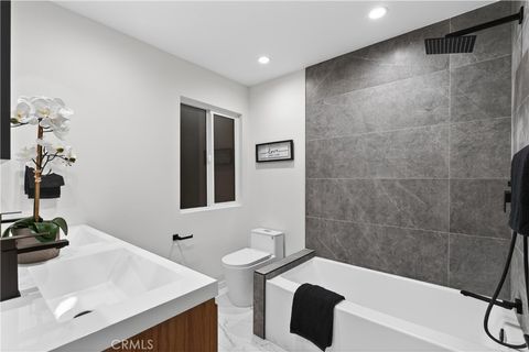 Tiny photo for 5506 Forest Cove Ln, Agoura Hills, CA 91301 (MLS # SR26035902)