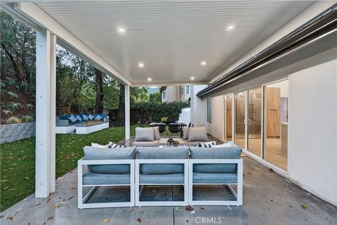 Tiny photo for 5506 Forest Cove Ln, Agoura Hills, CA 91301 (MLS # SR26035902)