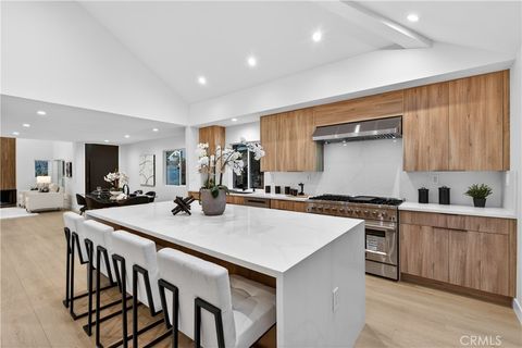 Tiny photo for 5506 Forest Cove Ln, Agoura Hills, CA 91301 (MLS # SR26035902)