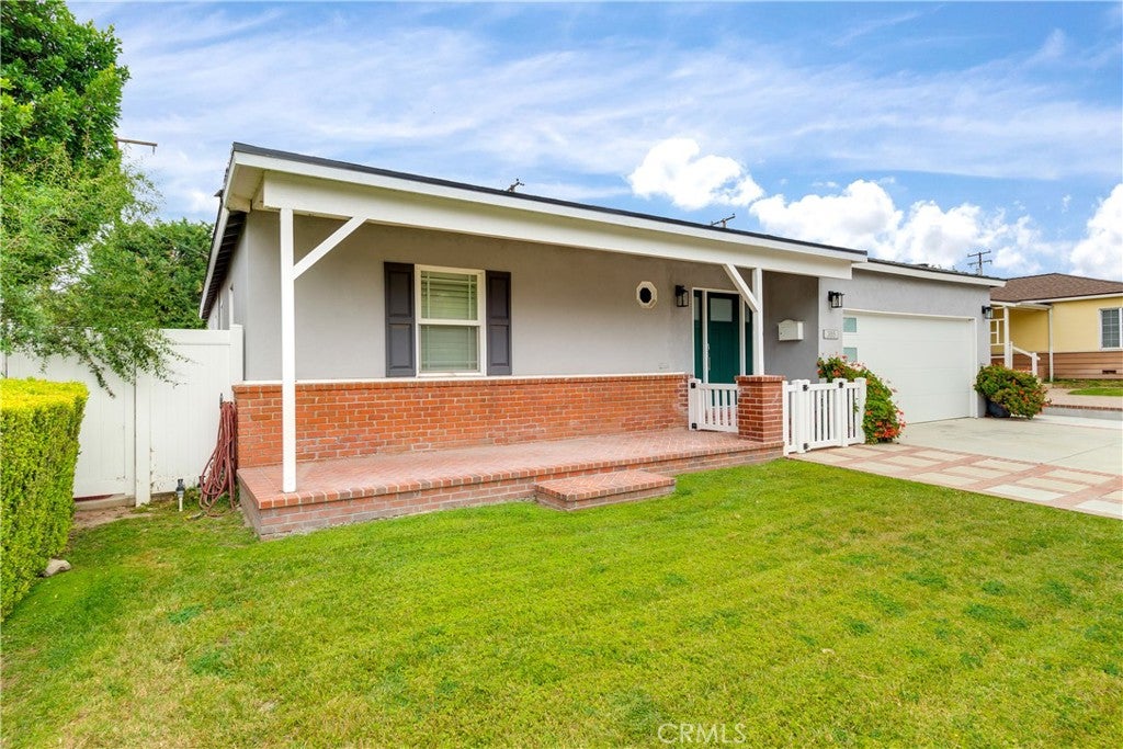385 Sycamore