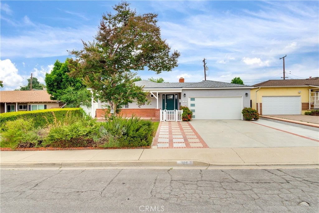 385 Sycamore AVE