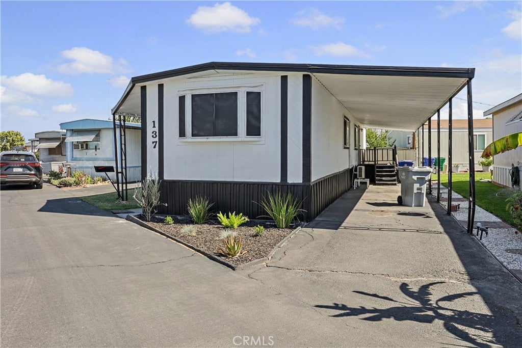 137 Seville Court 137