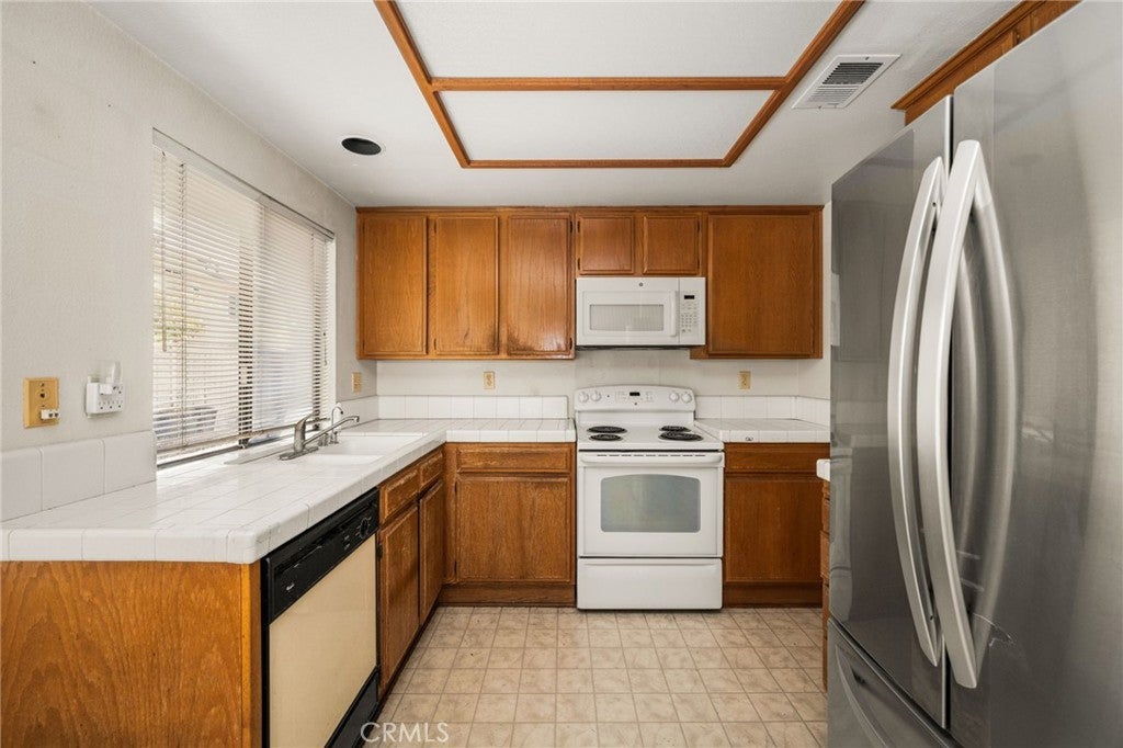 26042 Dunbar, Lake Forest CA 92630 - Photo 17