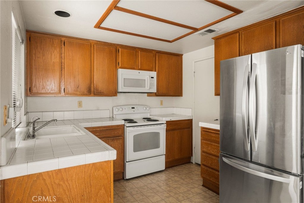 26042 Dunbar, Lake Forest CA 92630 - Photo 16