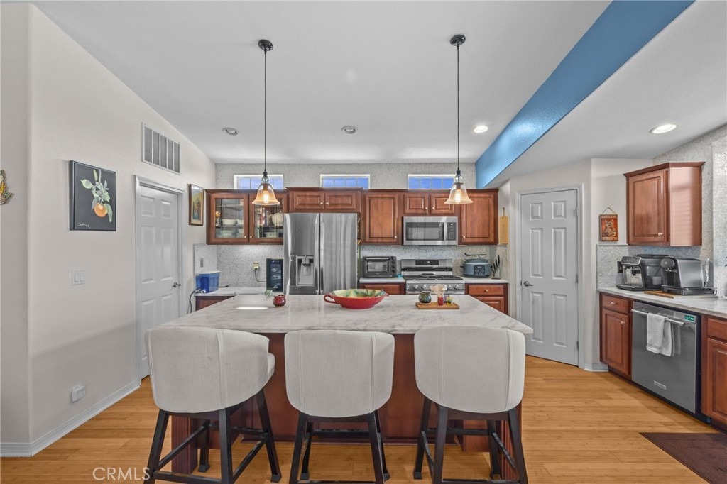 1051 Site 283
