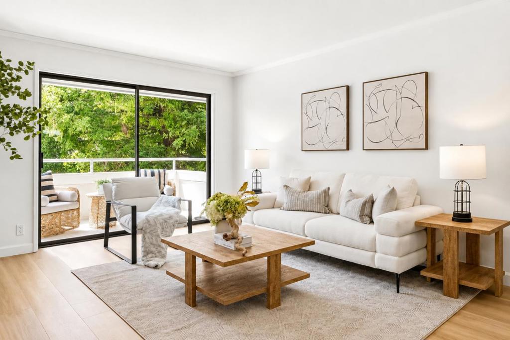 360 Guerrero Street 305
