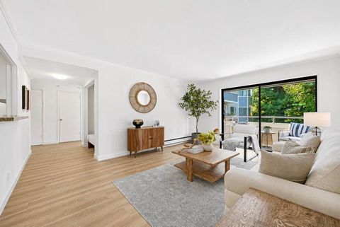 Tiny photo for 360 Guerrero Street #305, San Francisco, CA 94103 (MLS # ML82049905)