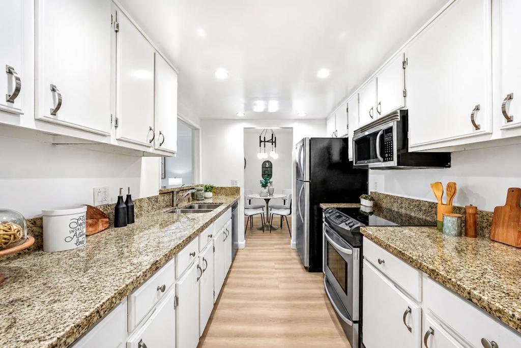 360 Guerrero Street 305