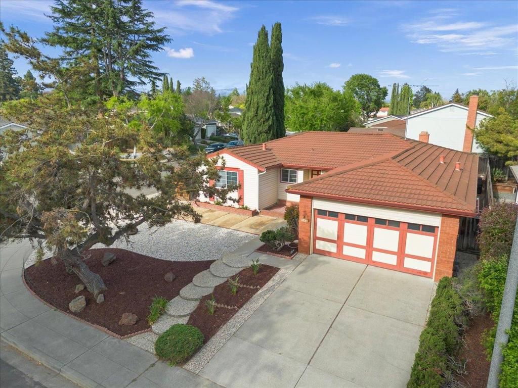 Photo of 663 Smoke Tree Way, Sunnyvale, CA 94086 (MLS # ML82042407)