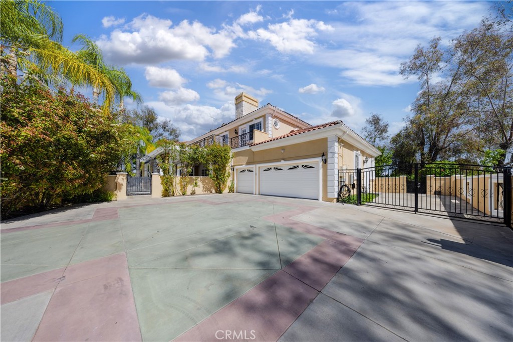 Walnut, California, 91789, United States, 7 Bedrooms Bedrooms, ,8 BathroomsBathrooms,Residential,Active,2041687