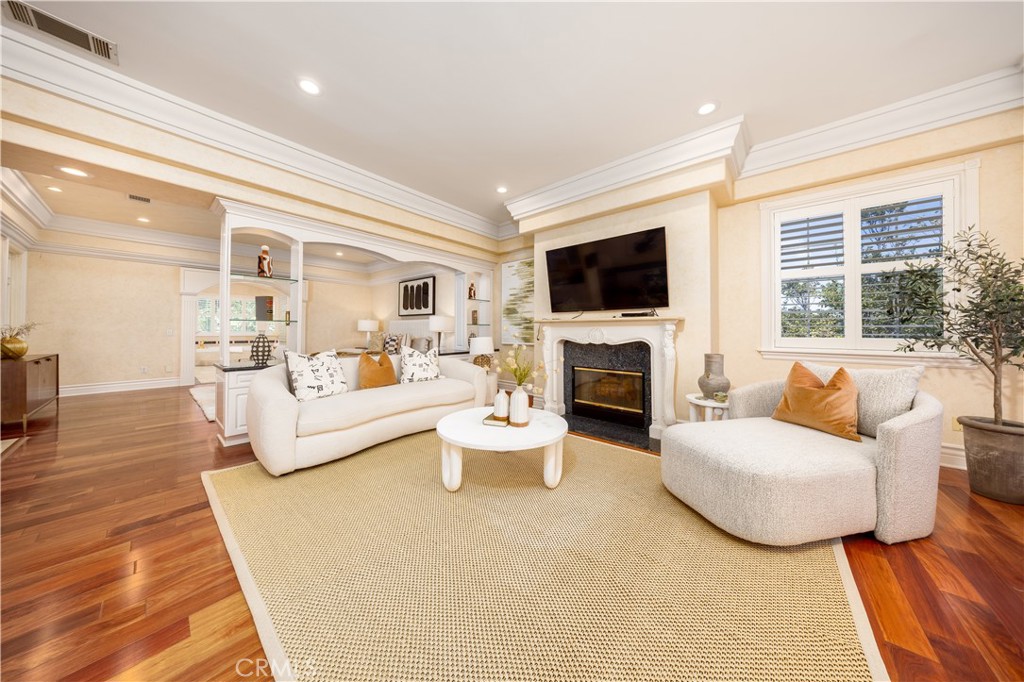 Walnut, California, 91789, United States, 7 Bedrooms Bedrooms, ,8 BathroomsBathrooms,Residential,Active,2041687