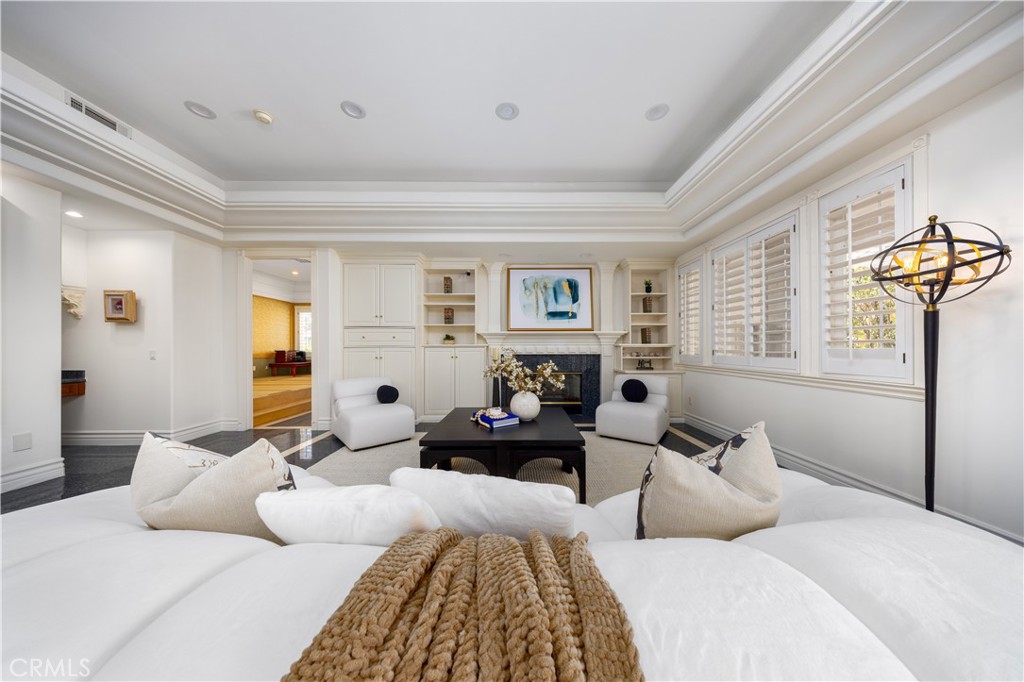Walnut, California, 91789, United States, 7 Bedrooms Bedrooms, ,8 BathroomsBathrooms,Residential,Active,2041687