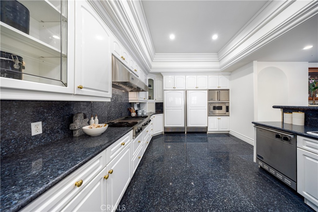 Walnut, California, 91789, United States, 7 Bedrooms Bedrooms, ,8 BathroomsBathrooms,Residential,Active,2041687