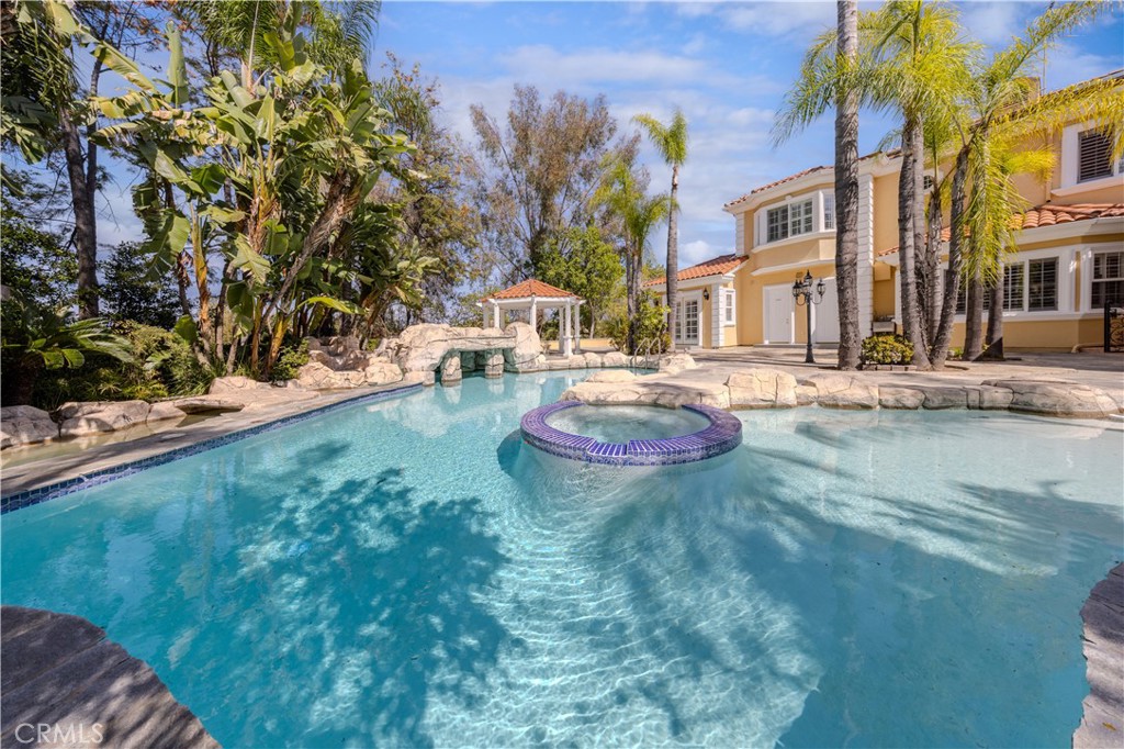 Walnut, California, 91789, United States, 7 Bedrooms Bedrooms, ,8 BathroomsBathrooms,Residential,Active,2041687