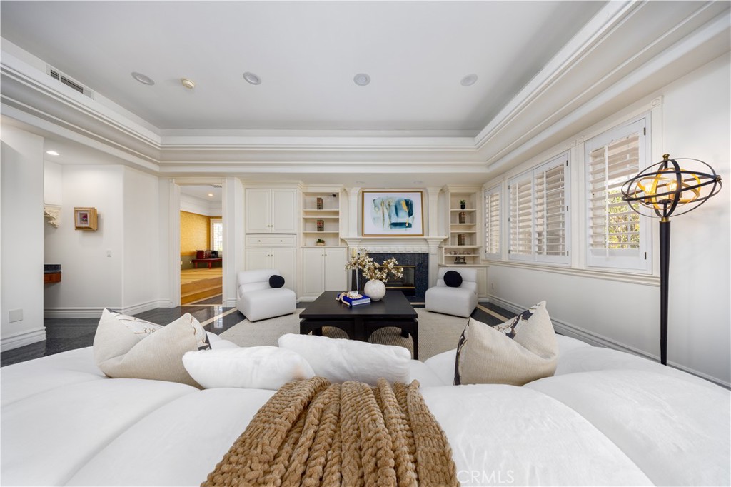 Walnut, California, 91789, United States, 7 Bedrooms Bedrooms, ,8 BathroomsBathrooms,Residential,Active,2041687