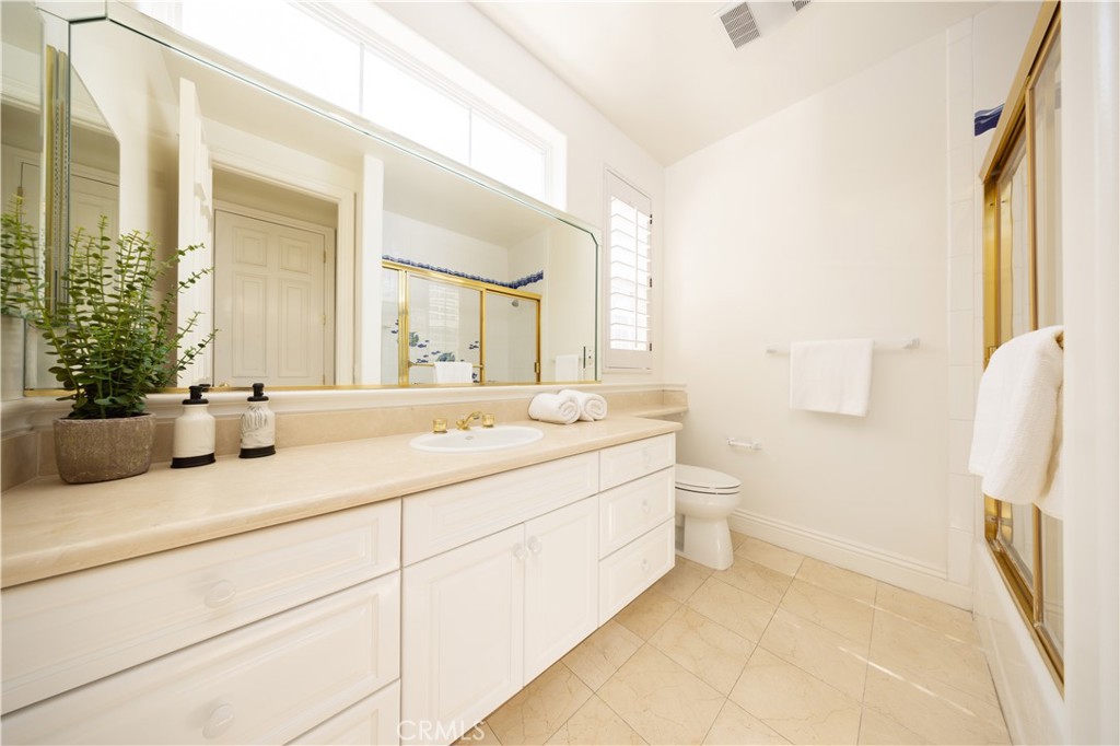 Walnut, California, 91789, United States, 7 Bedrooms Bedrooms, ,8 BathroomsBathrooms,Residential,Active,2041687
