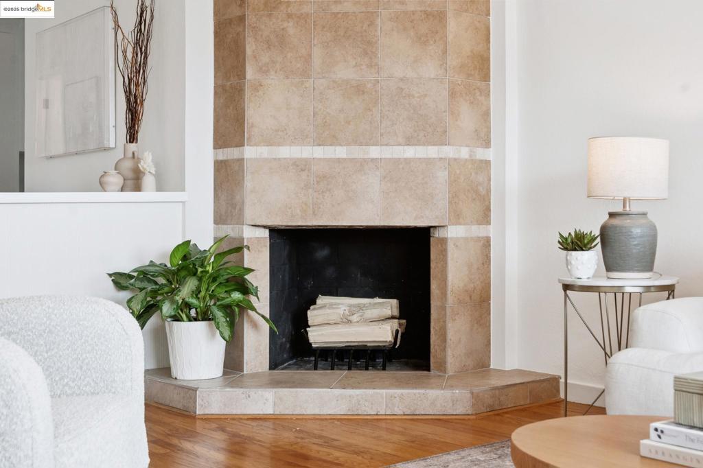 EL CERRITO - Residential