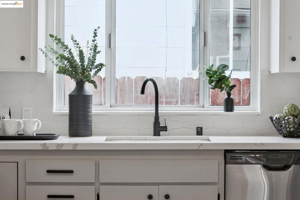 EL CERRITO - Residential